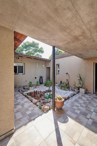 Imagen 8 de 25 de Venta Importante Casa En Barrio Cerrado Portal Del Sol - San Lorenzo