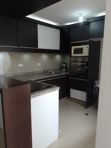 Imagen 5 de 22 de En Alquiler Casa Moderna Amoblada. Av. La Guayana San Cristobal