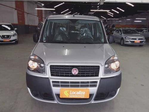 Imagem 1 de 9 de Fiat Doblò 1.8 Mpi Essence 7l 16v Flex 4p Manual