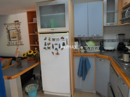 Imagen 8 de 16 de Apartamento En Higuerote Super Precio