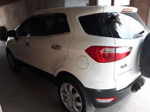 Imagen 3 de 7 de Ford Ecosport 2016 1.6 S 110cv 4x2
