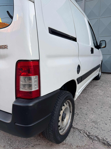 Peugeot Partner Confort Furgon Hdi