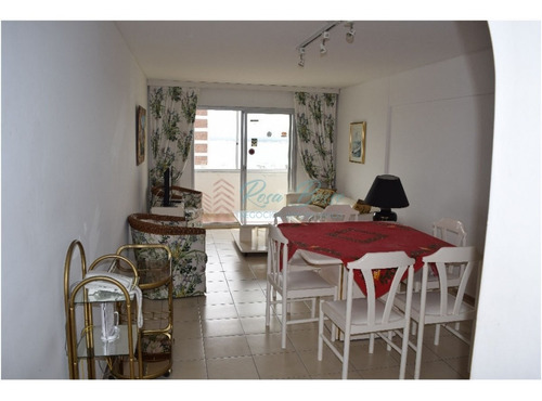 Apartamento En Peninsula, 2 Dormitorios *- Ref: 760
