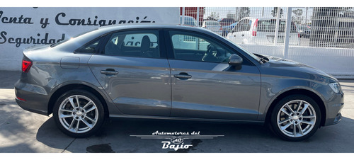 Audi A3 1.8 Sedán Ambiente At