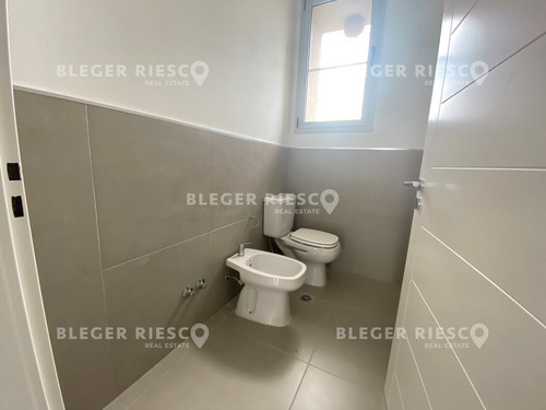 Imagen 22 de 26 de Casa Chalet En Venta Ubicado En San Juan, Villanueva, Tigre