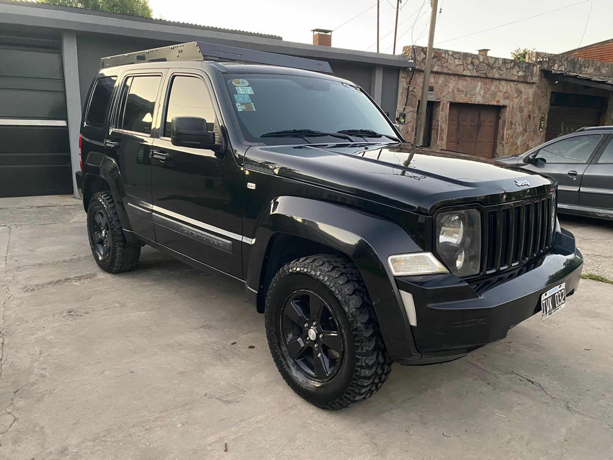 Jeep Cherokee 3.7 Sport Atx