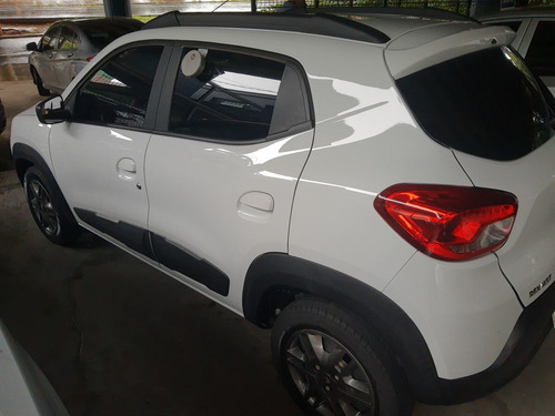 Imagem 3 de 7 de Renault Kwid 1.0 12v 4p Sce Flex Zen