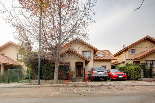 Imagen 18 de 18 de Esplendida Casa Consistorial - Se Aceptan Ofertas.-