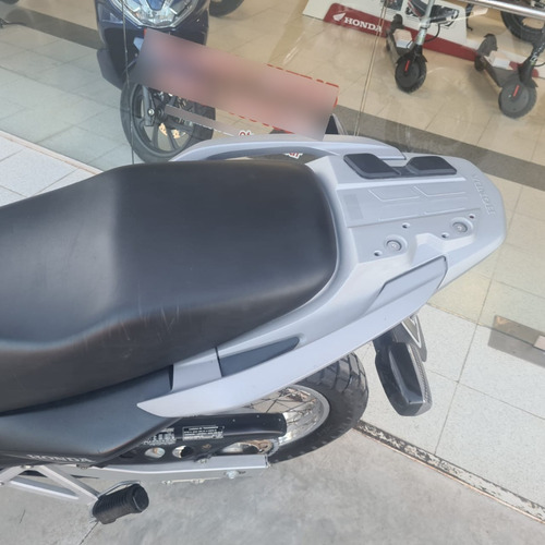Imagen 7 de 14 de Honda Falcon Nx400 Modelo 2015