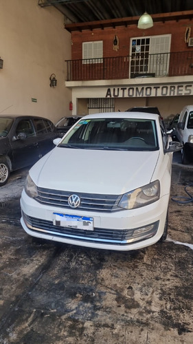 Volkswagen Polo -chocado-