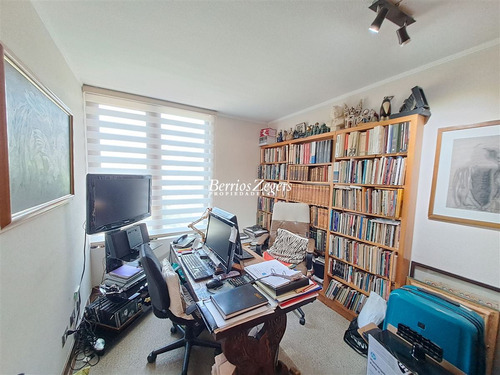 Impecable 3 Dorm, Sala Estar, 2 Estacionamientos Providencia