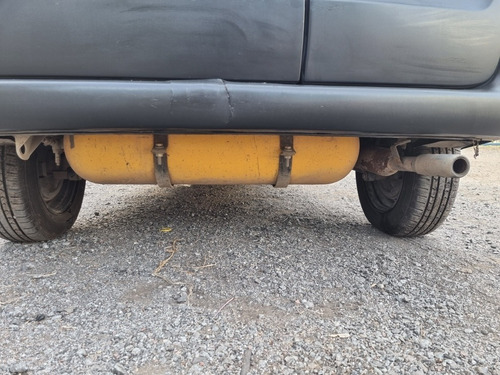Imagen 12 de 13 de Renault Kangoo 2016 1.6 Ph3 Authentique Plus Lc