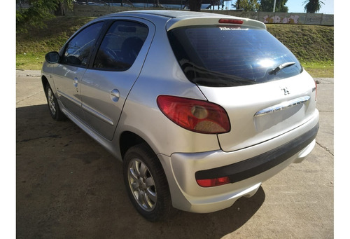 Imagen 5 de 9 de Peugeot 207