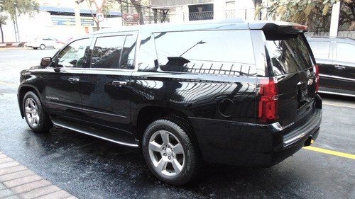 Imagen 3 de 15 de Chevrolet Suburban 5.4 Premier Piel 4x4 Blindada