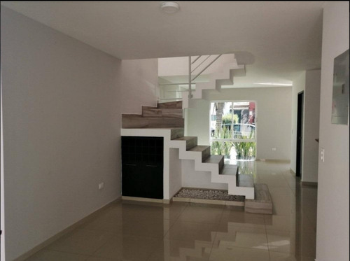 Imagen 8 de 11 de Bonita Casa En Venta Excelente Precio