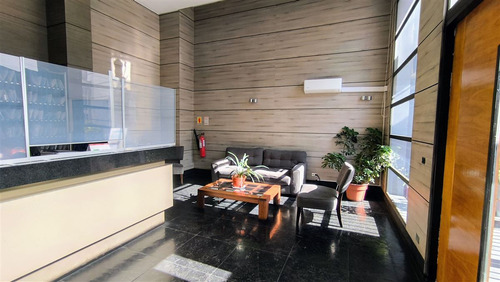 Departamento En Venta De 2 Dorm. En Santiago