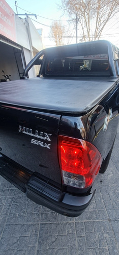 Imagen 16 de 17 de Toyota Hilux 2016 2.8 Cd Srx 177cv 4x4 At