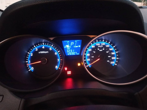 Imagem 8 de 15 de Hyundai Ix35 2.0 Mpi 4x2 16v Flex 4p Automático