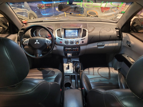 Mitsubishi L200 3.2 Triton Hpe Cab. Dupla 4x4 Aut. 4p