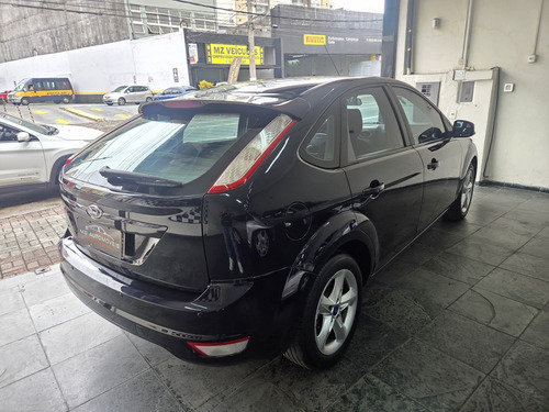 Ford Focus 1.6 GLX 16V FLEX 4P MANUAL
