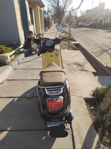 Imagen 4 de 5 de Motomel Strato