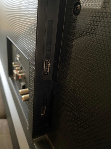 Tv LG Smart 49 Lh5700