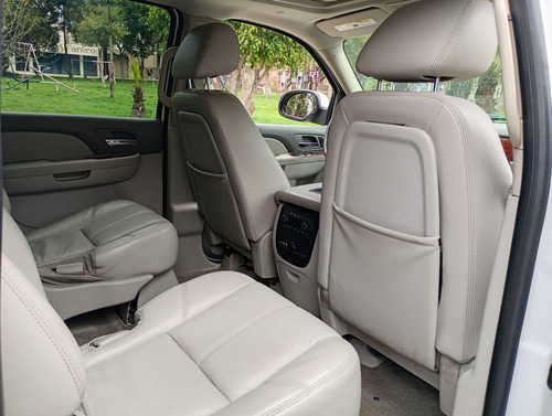 Chevrolet Suburban D Piel Aa Dvd Qc 4x4 At