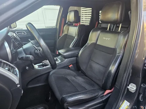 Jeep Grand Cherokee 6.4 Srt-8 At