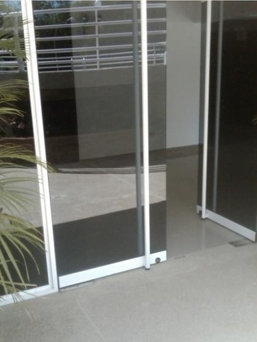 Puertas Batiente En Vidrio Templado Y Laminado 10mm Tipop