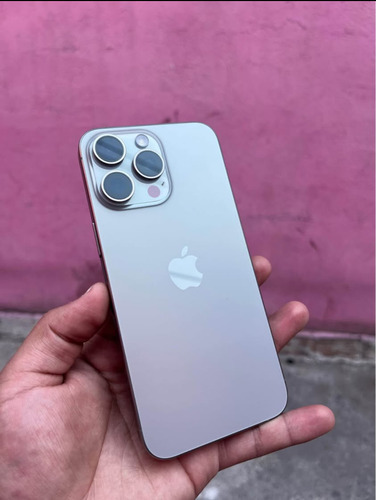 Apple Iphone 15 Pro (128 Gb) - Titanio Natural - Sim Movistar Gris (Usado)