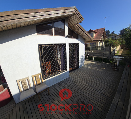 Venta Casa Amoblada En Algarrobo, 3d + 3b + 3est.