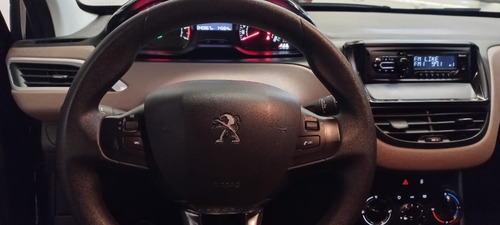 Imagen 6 de 25 de Peugeot 2008