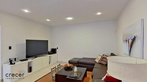 Venta Casa De 6 Ambientes Con Jardín Y Terraza En Colegiale