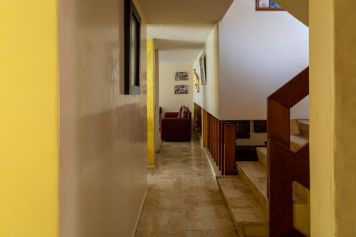 Imagen 19 de 30 de Residencia En Venta Con Acabados De Lujo & Jardín