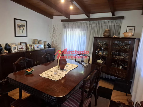 Casa En Venta Playa Mansa, En Impecable Estado