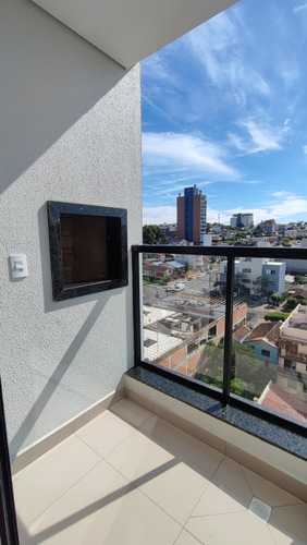 Apto Com Dois Quartos