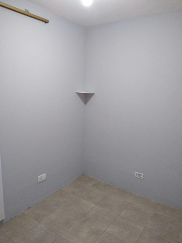 Imagen 6 de 30 de Complejo De Departamentos + Galpon Venta En Block