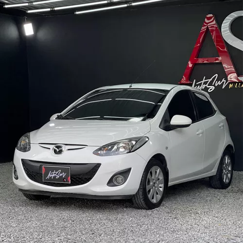 Mazda 2 1.5 15HMIC Mt 2014