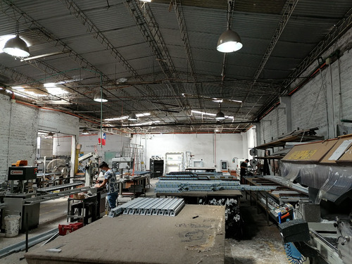 Bodega 1300 Mts. Sargento Aldea, San Diego Uf. 120.-