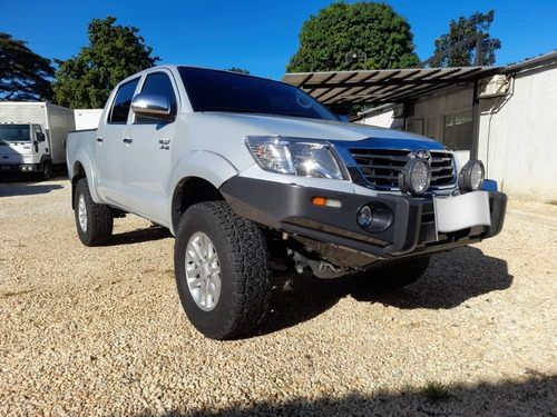 Imagen 2 de 10 de Toyota Hilux Kavak