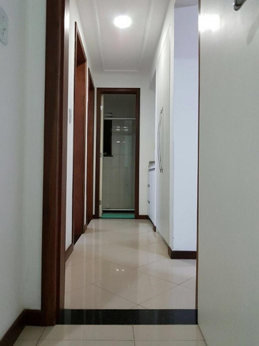 Imagem 10 de 15 de Ótimo Apartamento De 3 Quartos Em Costa Azul - Ap00314 - 70150133