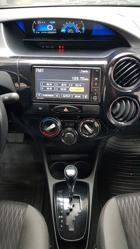 Imagen 7 de 15 de Toyota Etios 2017 1.5 Sedan Xls At