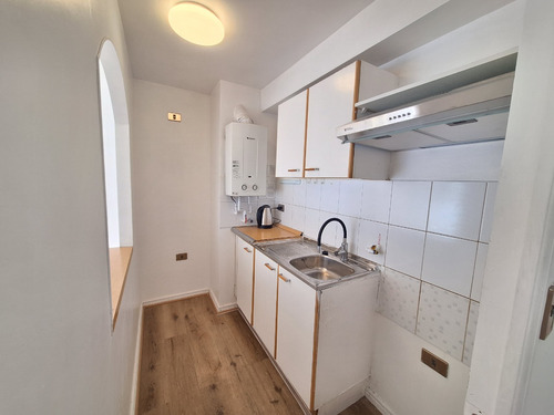 Excelente Depto. Piso 7 2d+db Av. Portugal. C. 41023