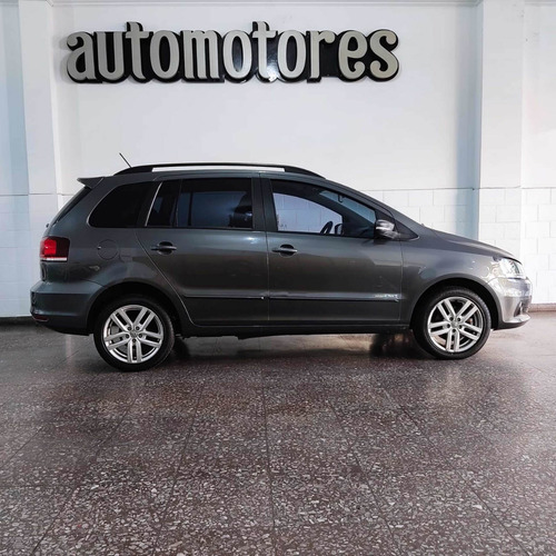 Imagen 12 de 14 de Volkswagen Suran 1.6 Imotion Highline 2018 Financio/permuto!