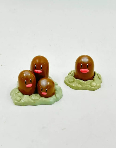 Diglett Y Dugtrio Pokemon Marca Tomy Vintage (Usado)