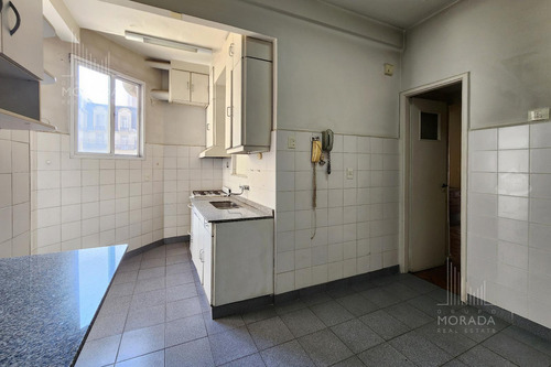Venta Departamento Semipiso 5 Amb. Con Baulera En Recoleta
