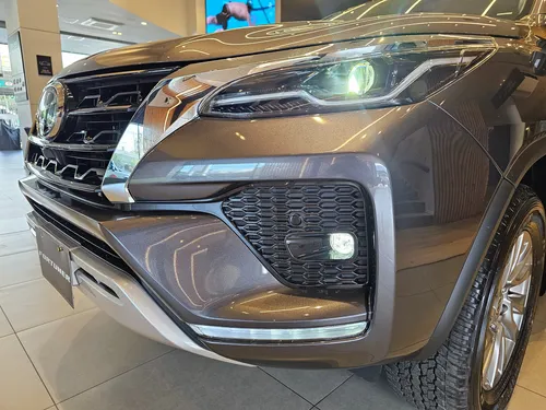 Toyota Fortuner 2.8 Diesel Srv 4X2 At