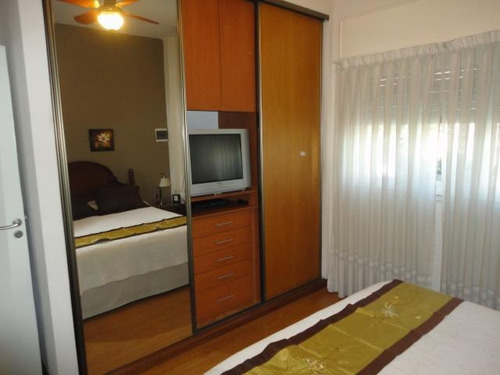Imagen 6 de 29 de Venta - Parque Chacabuco - Casa De 242m2 Cubiertos - Terreno De 1440 M2 Vendibles