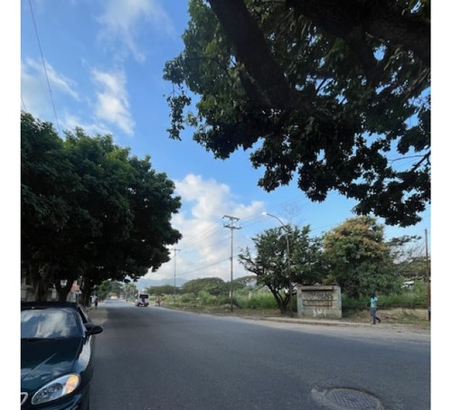 Se Vende Terreno 24000m2, Guatire.