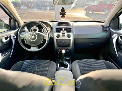 Renault Megane 1.6 DYNAMIQUE GRAND TOUR 16V FLEX 4P MANUAL